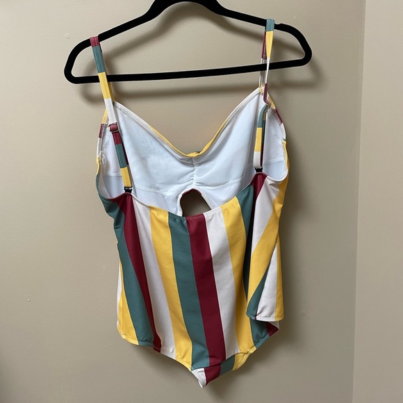 Nettlestales smallshop local/ethical swimsuit - Picture 2 of 3